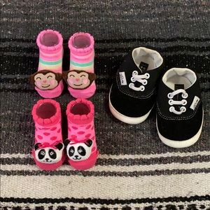 0-6 Months Booties/Socks and Shoes Bundle
